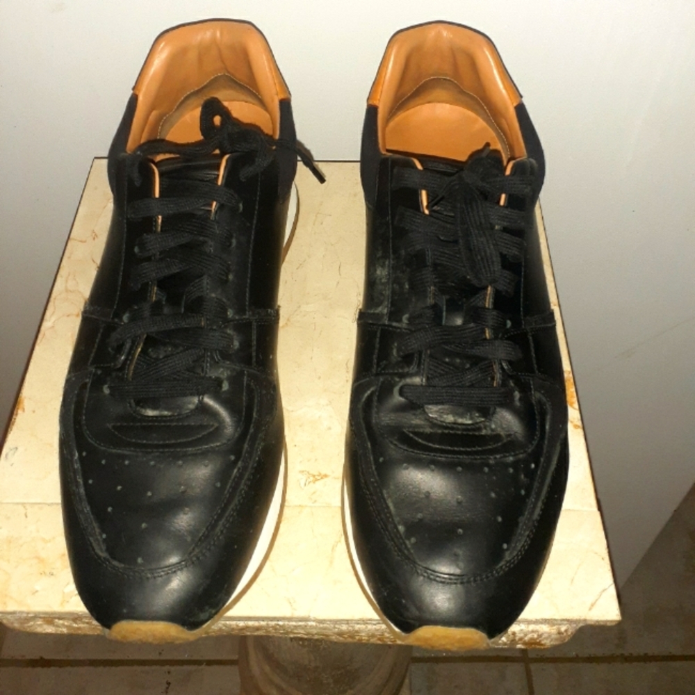 LOUIS VUITTON SNEAKERS
